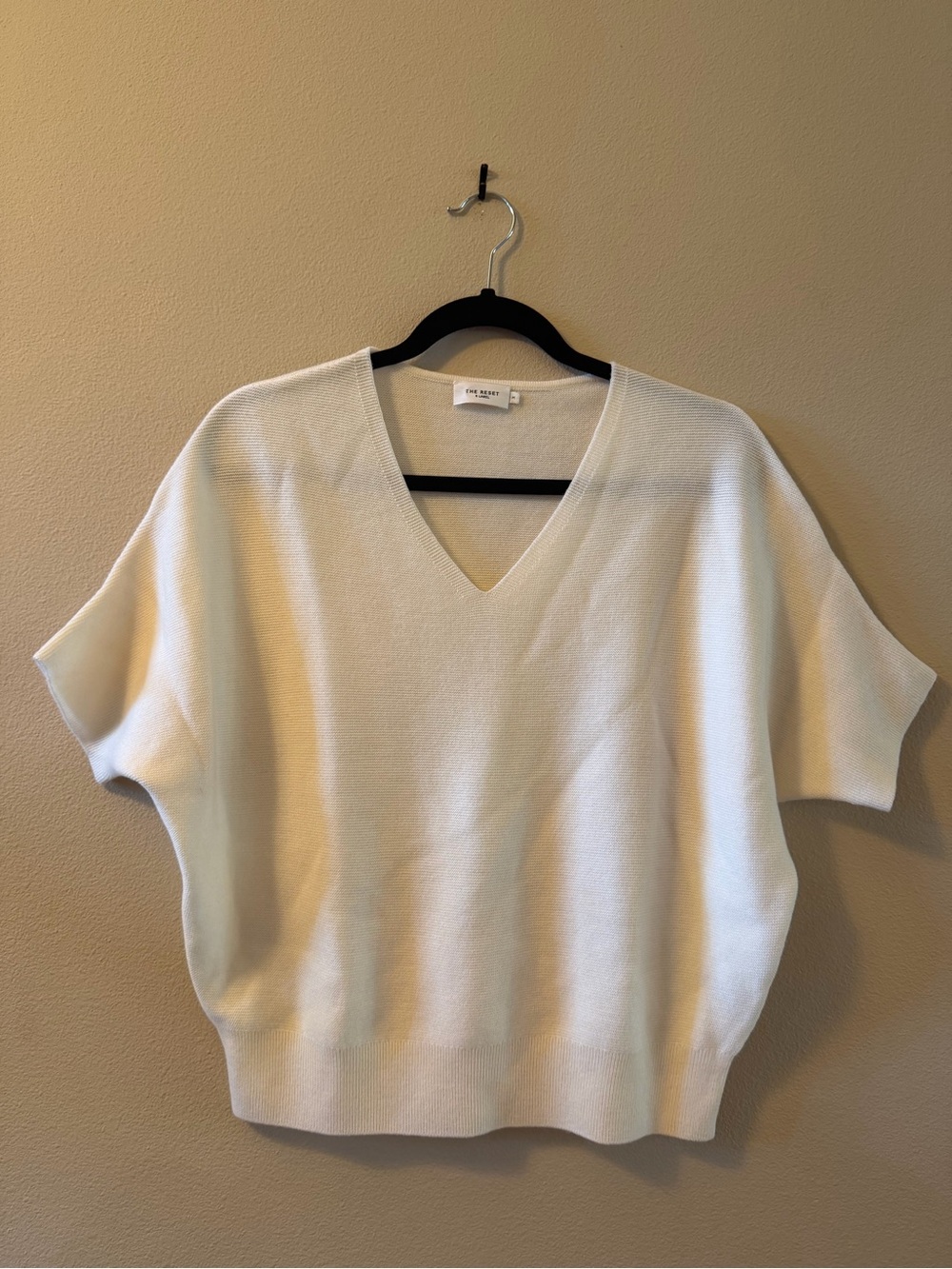 The Reset R Label Cream Dolman Short Sleeve Knit Sweater - Size Medium 100% Wool